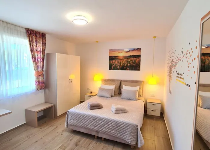 Coloured Rooms